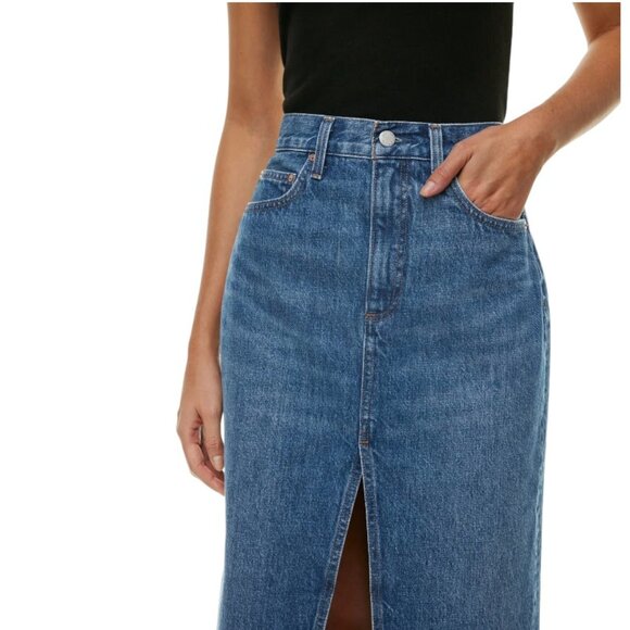NWT Aritzia Denim Forum The '90s Halle Jean Skirt - Picture 2 of 13
